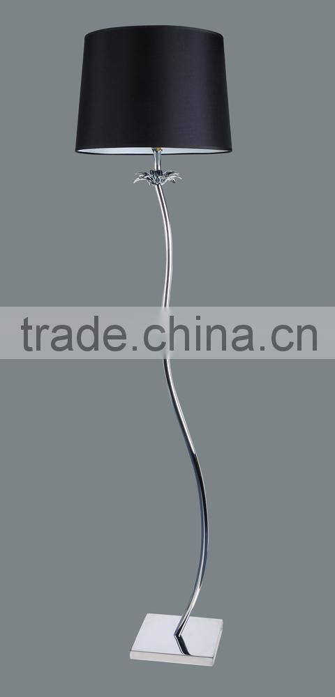 2015 High qulity floor lamp in polished chrome finish with black fabric shade
