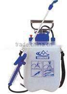 5L hand compression sprayer for garden use