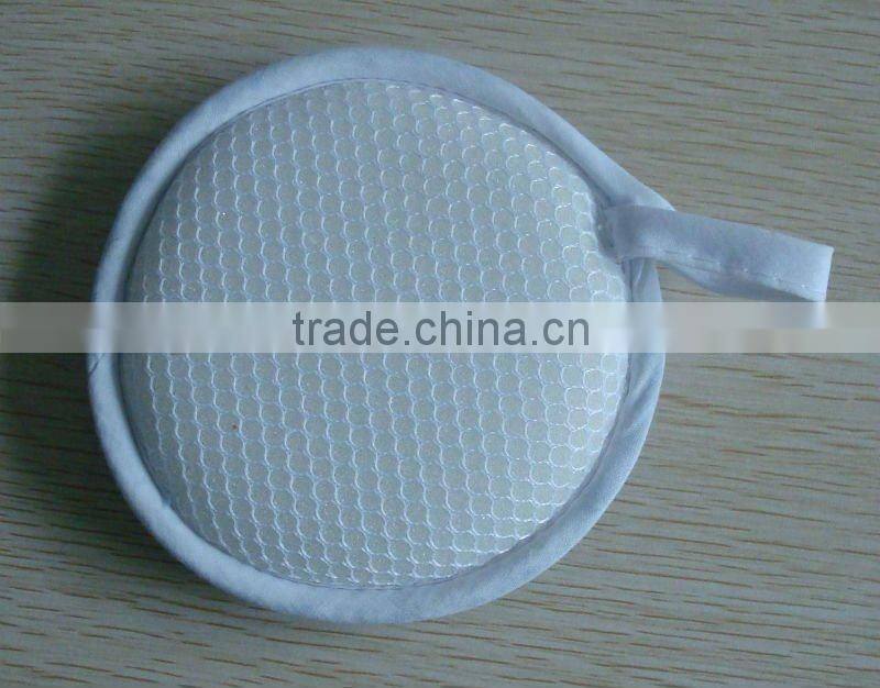 Round Microfiber Sponge Scourer w/Hanger