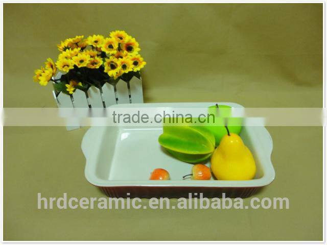 2014 Hot Sale colored daily use porcelain ceramic cake bakeware
