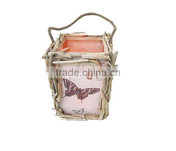 christmas wood lanterns with drawing