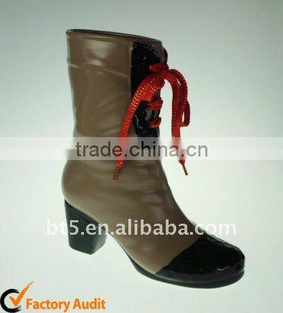 9 inch Ceramic vase fashion girls boots