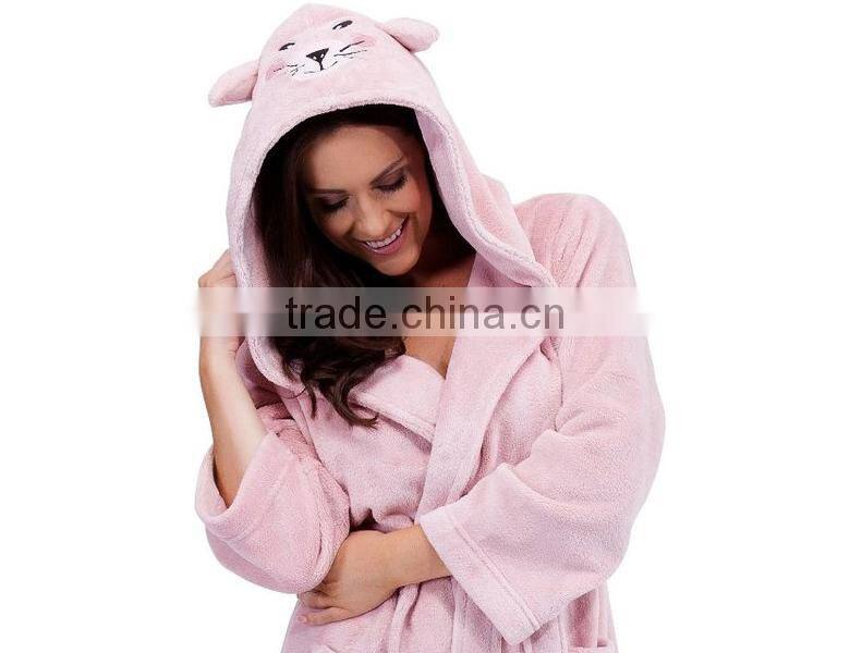 2015 pink lovely 100% polyester winter hooded women bathrobe