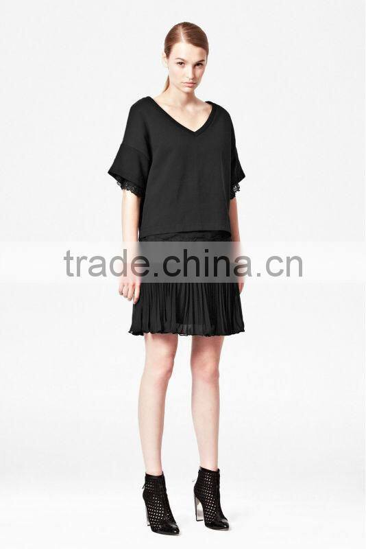 V-neck Short Sleeve Top with Scallop Lace-Trim