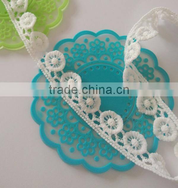 hot sale cheap guipure lace trim embroidered decorative trim laces