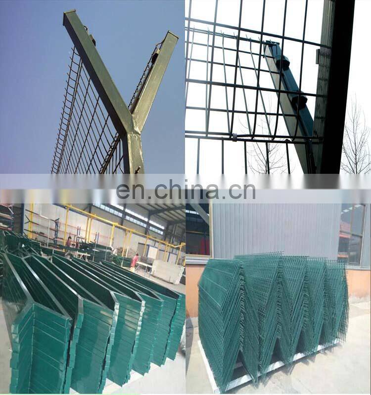 Trade assurance high security airport fencing with razor wire