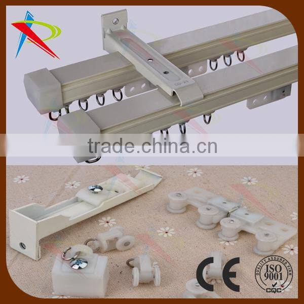 Roller for curtain track/curtain track roller