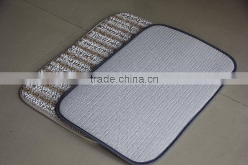 bathroom door mat Polyester bathroom mat super soft room mat with anti-slip base