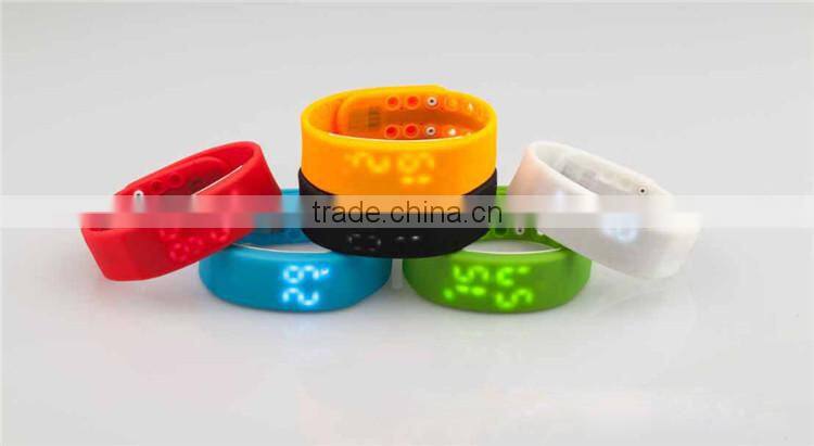 LED pedometer silicone sport smart watch with healthy record