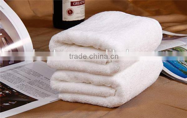 100% Cotton wholesale White Customized Logo Embroidered Bath Towels