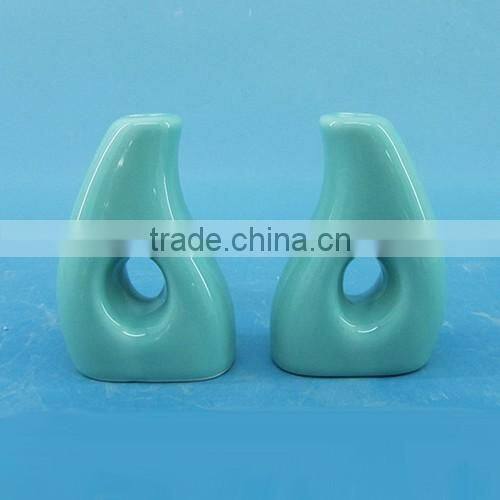 2016 New design ceramic salt & pepper shakers