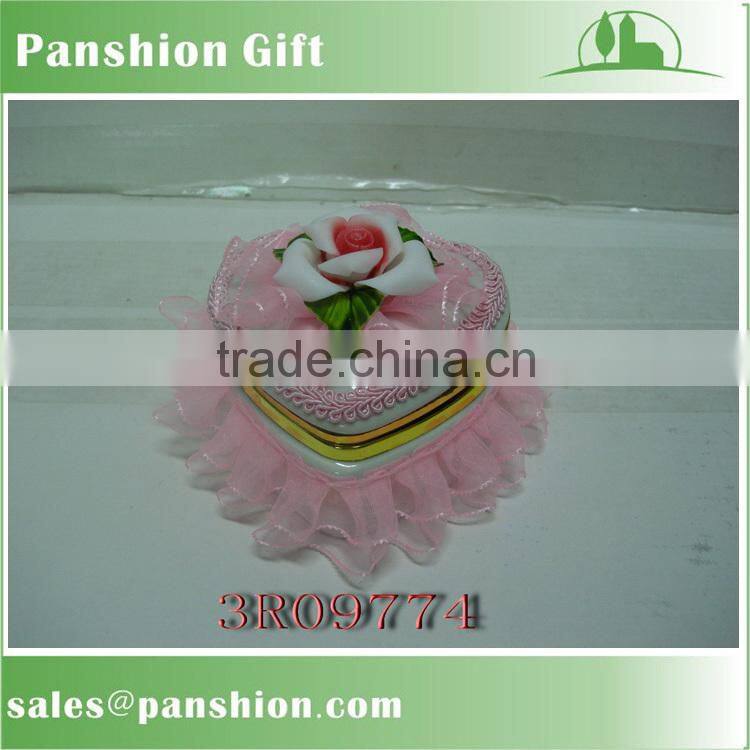 Heart shape ceramic wedding favors and gifts trinket box
