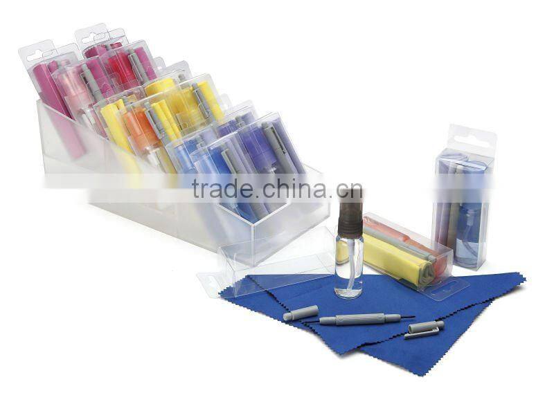 Spray lens cleaner with display