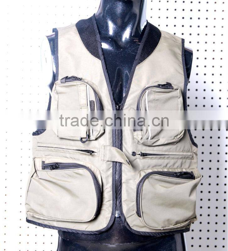 2016 Latest design workable price men's outdoor quick dry fishing vest