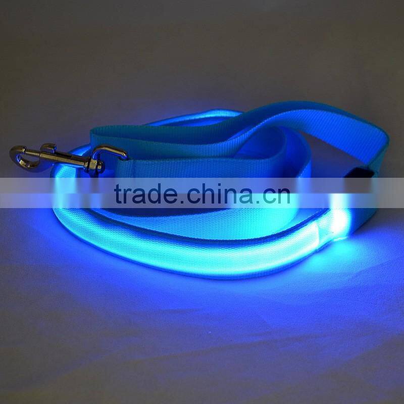 Yellow color luminous dog leash retractable / nylon rope dog leash