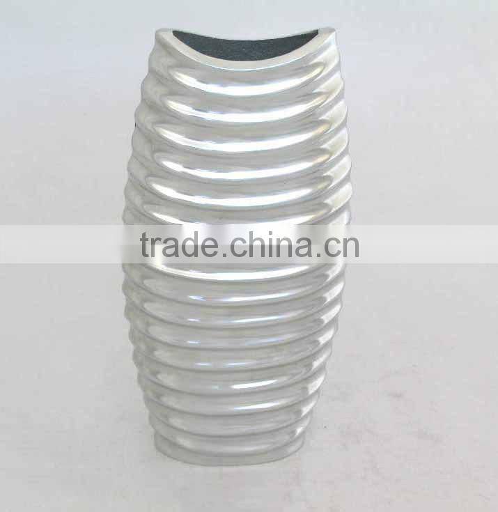 Handmade mirror finish polished recycled aluminum decorative vase