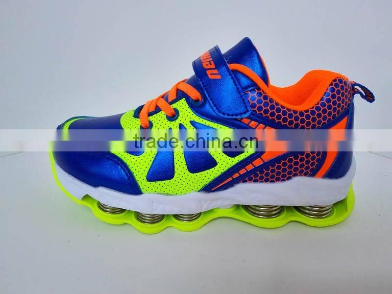 Fashionable sports sneakers kid shoes for school with china shoe factory low price