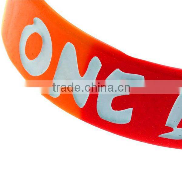Glowing night wristbands company logo silicone Bracelet