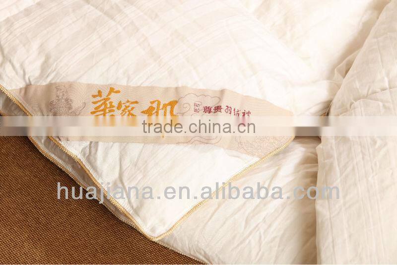 Excellent heat preservation effect eider down quilt