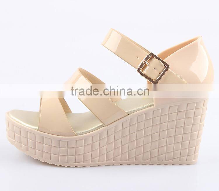 Newest design 2016 summer pvc upper jelly sandals dress shoes orange sandals from Chictrend melissa sandals