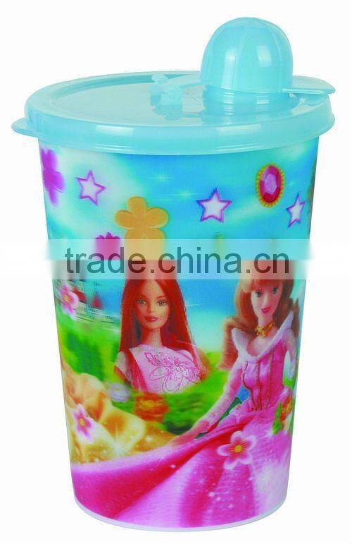 20oz drinking cup with hat and straw