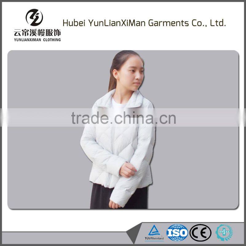 Creamy White Woman Goose Down Jacket for Winters
