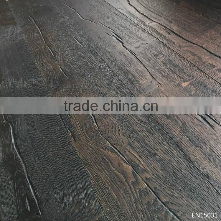 Distressed Oak Wide Plank Engineered Wood Floors