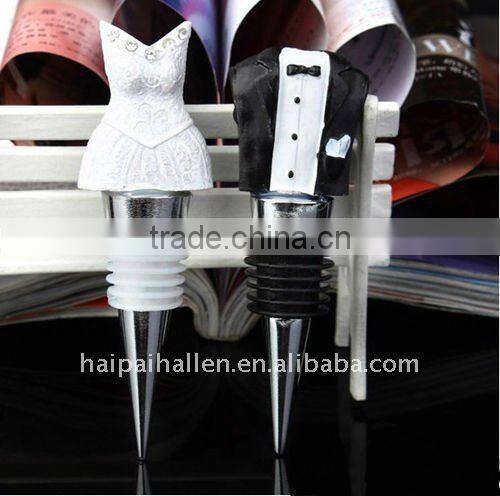 Cartoon design bottle stopper wedding favors