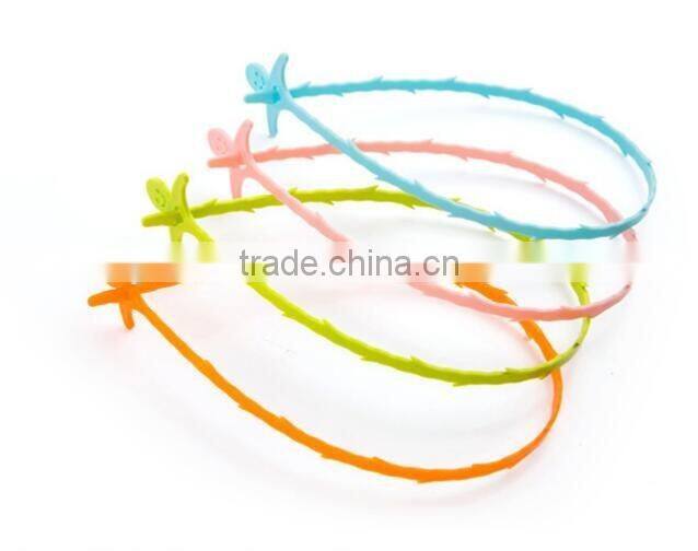 hot plastic cleaning tools toilet drain pipe cleaners/plastic pipe cleaner / kitchen pipe cleaner