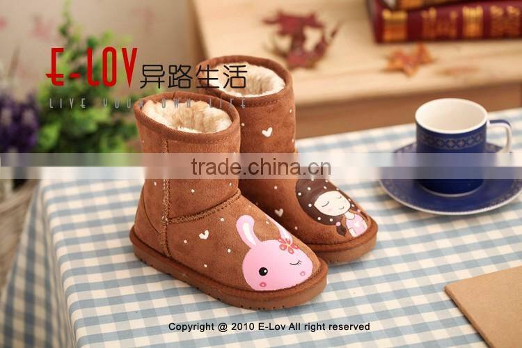 Hot sales high quality and cheap fur plush outdoor shoes