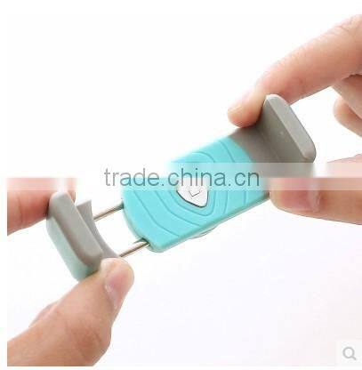 multiple mobile phone holder for car