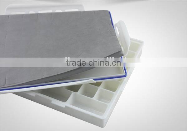 Transon 58-well Covered plastic paint palette