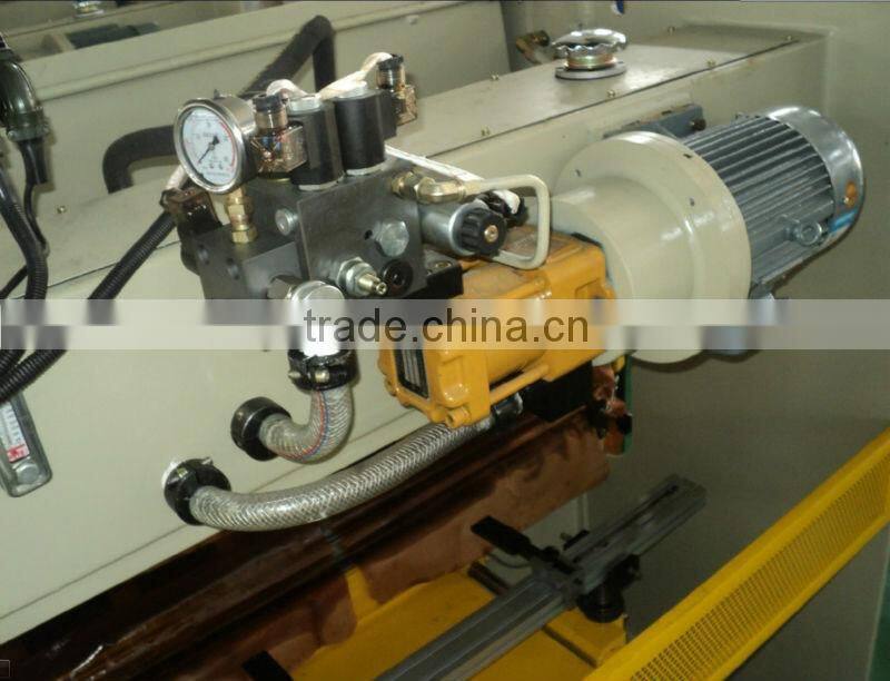 hydraulic CNC guillotine shearing machine (4mm*3200mm)