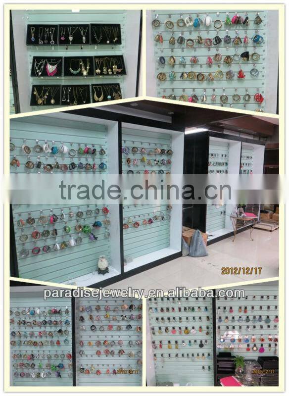 2013 New fashion peacock design alloy wide bangle watch for women-B32036