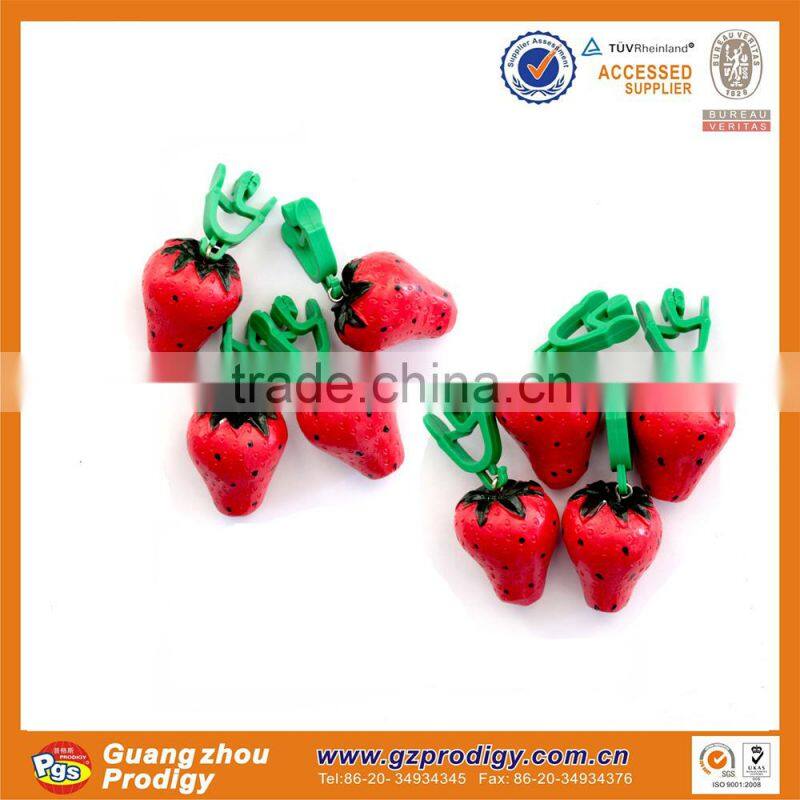 stawberry design plastic table cloth clip/ tablecloth clamp