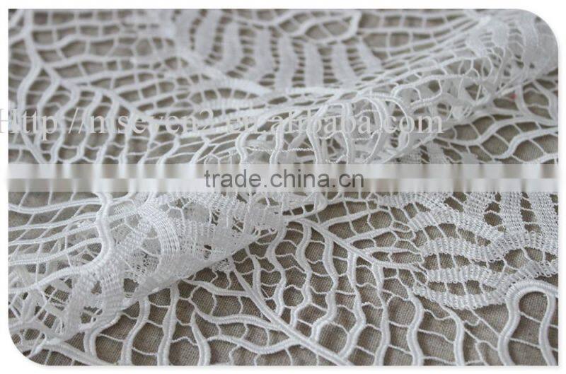 Fashion design hollow out water soluble austrian lace fabric in white