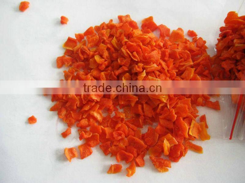 Dried vegetable granule -carrot