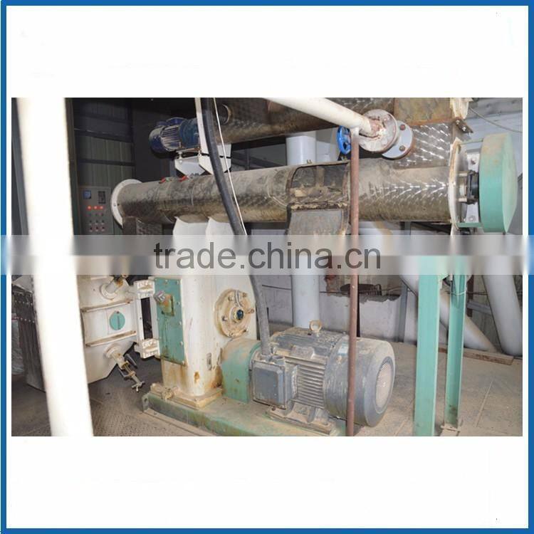 Animal feed granule making machine