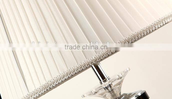 Modern concise design clear K9 crystal table lamp with white color fabric lampshade