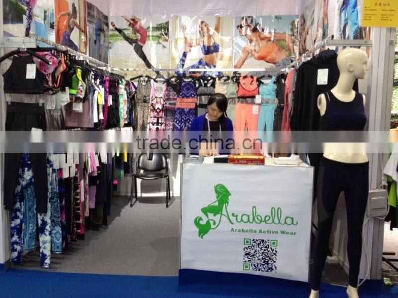Wholesaleyoga sets sports bra and leggings with digital printing