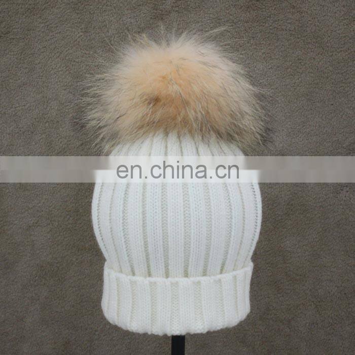 Factory Wholesale Price White Wool Girl CC Beanie Hat with Fur Ball