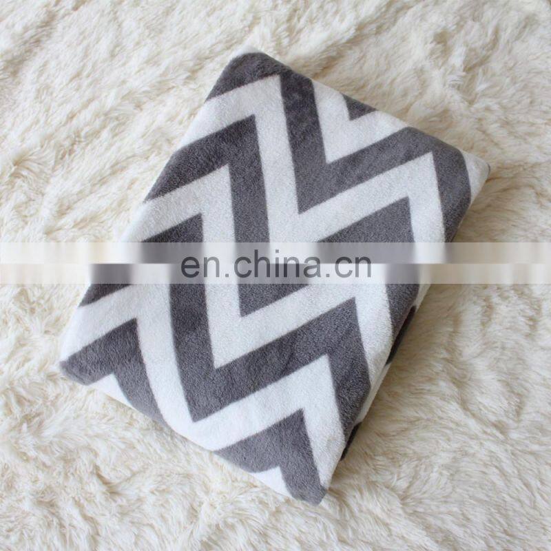 Customized Super Soft Polyester Warm Soft Polyester Flannel Blanket