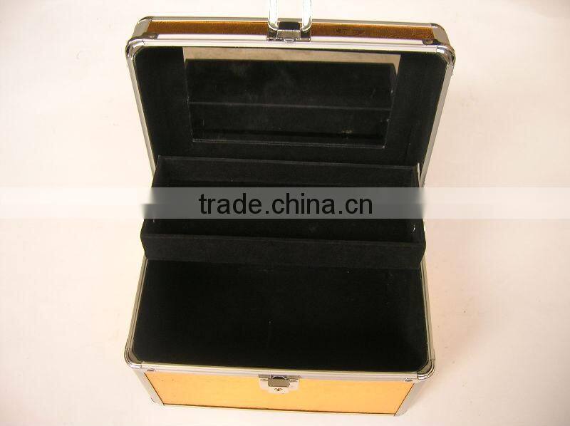 2013 new design tattoo cases ,tattoo equipment cases ,Aluminum tattoo cases , Cosmetics case with mirror and tray ,beauty case