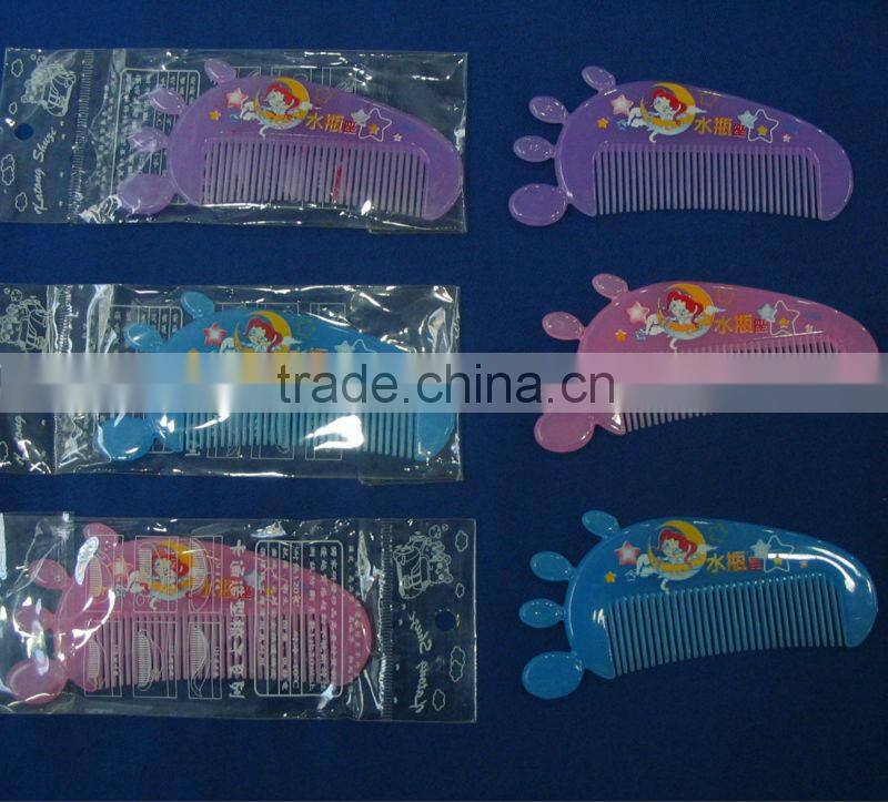 Novelty gifts food shaped plastic small hair comb various color