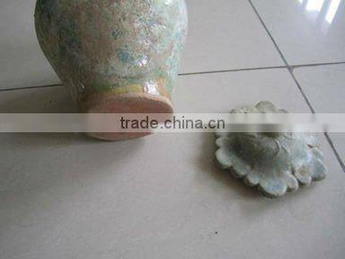 chinese porcelain vase-green glazed sunflower pot