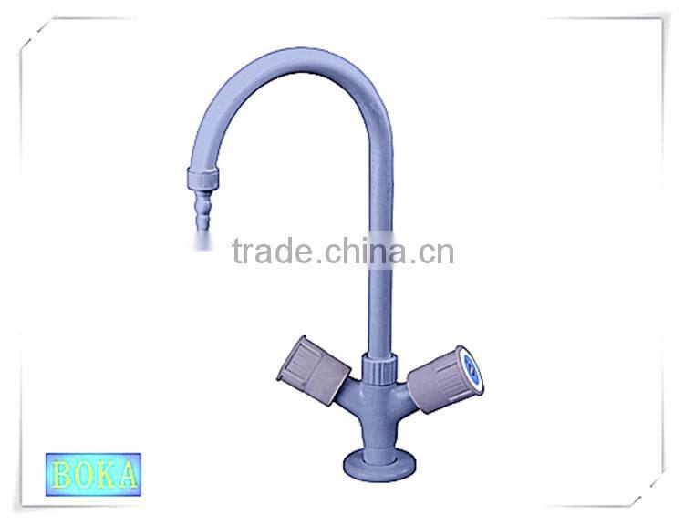Laboratory deck mounted lab water faucet