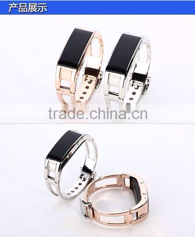 2014 fashion bluetooth watch phone