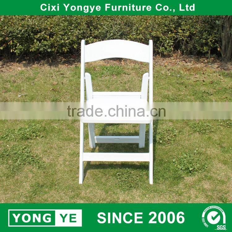 resin material folding padded white wedding chairs