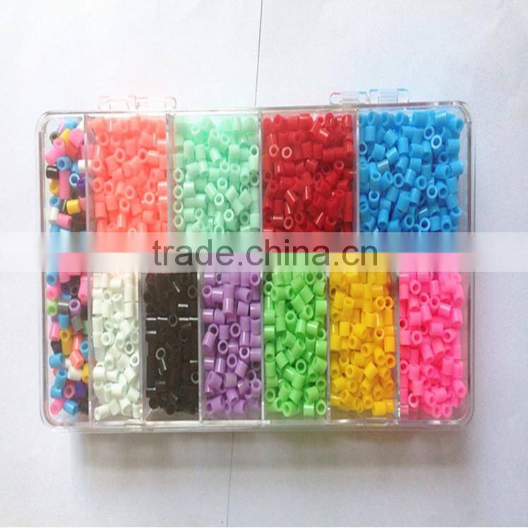 Plastic connecting educational toy
