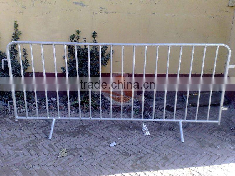 hot sale!new design galvanized parking barrier/parking block